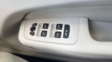 Volvo XC60 2.0 B5P Plus Dark 5dr AWD Geartronic Petrol Estate